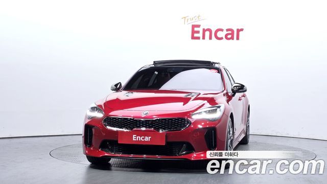 Kia Stinger 2.0 Turbo 2WD Platinum - фото 2