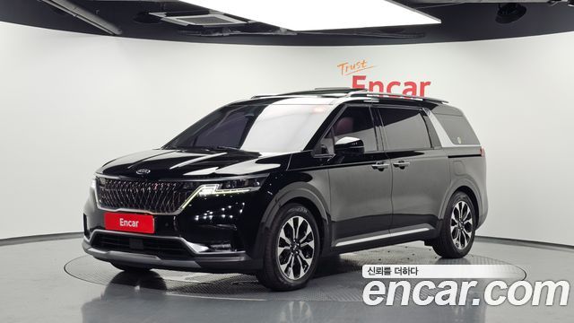 Kia Carnival 4-го поколения 9-Seater Signature - фото 0