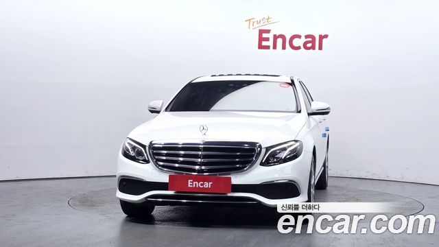 Mercedes-Benz E-Class W213 E300 4MATIC Exclusive - фото 2