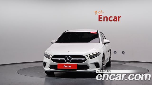 Mercedes-Benz A-Class W177 A220 Sedan - фото 1