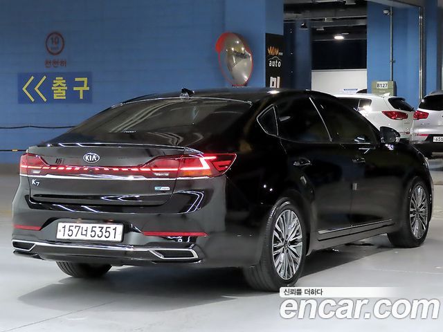 Kia K7 Premier, гибрид Signature - фото 3