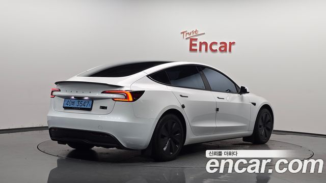 Tesla Model 3 Premium Long Range RWD - фото 0