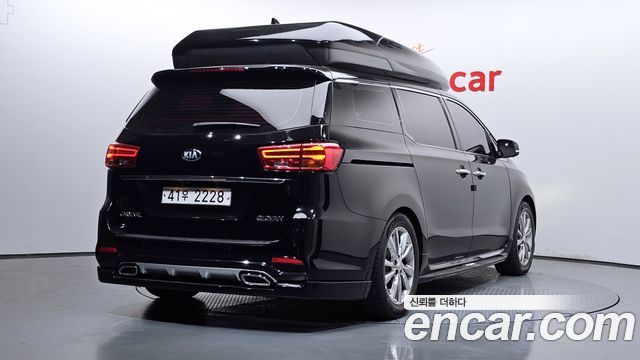 Kia Carnival Новый Gasoline 9-seater Limousine(Special vehicle) - фото 1