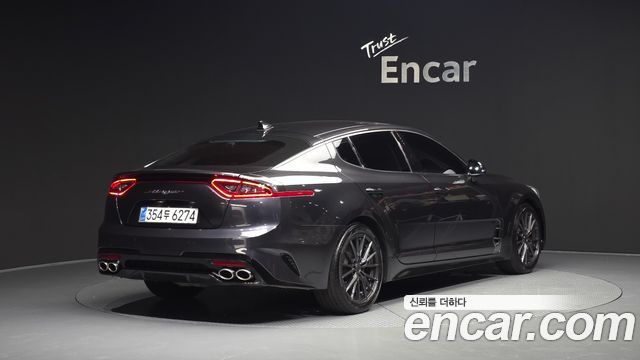 Kia Stinger 2.0 Turbo 2WD Platinum - фото 1