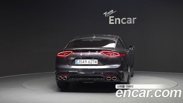 Kia Stinger 2.0 Turbo 2WD Platinum - фото 3