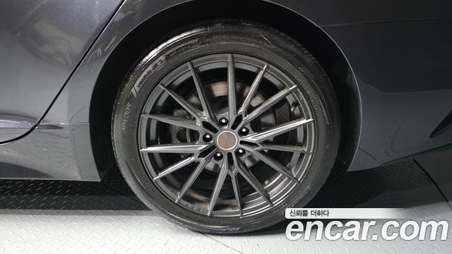 Kia Stinger 2.0 Turbo 2WD Platinum - фото 4