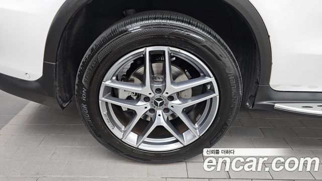 Mercedes-Benz GLC-Class X253 GLC350e 4MATIC AMG Line - фото 4