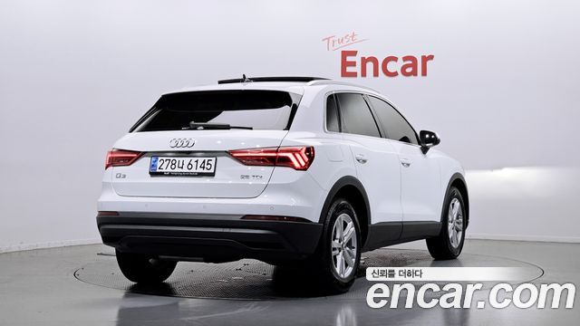 Audi Q3 F3 35 TDI - фото 1