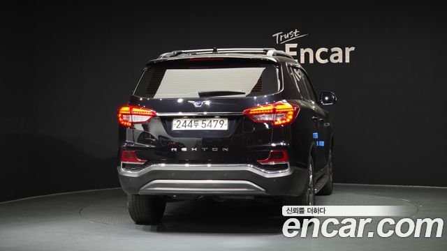 SsangYong Rexton G4 Diesel 2.2 4WD Majesty Special - фото 3