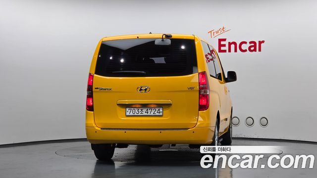 Hyundai Starex Новый Wagon 12-Seater Smart - фото 3