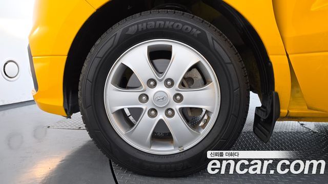 Hyundai Starex Новый Wagon 12-Seater Smart - фото 4