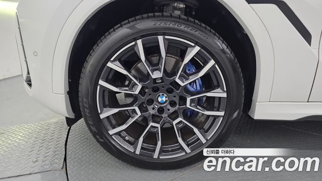 BMW X6 G06 xDrive40i M Sport - фото 4