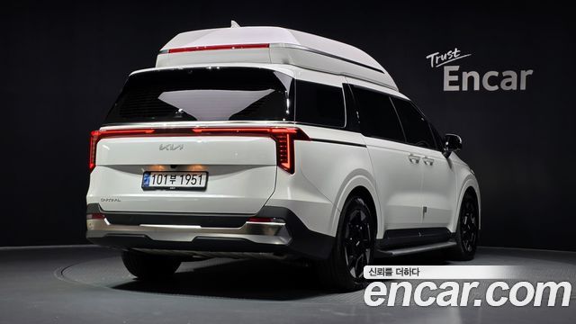 Kia Carnival Новый 4-го поколения Gasoline 7-Seater Hi Limousine Signature - фото 1