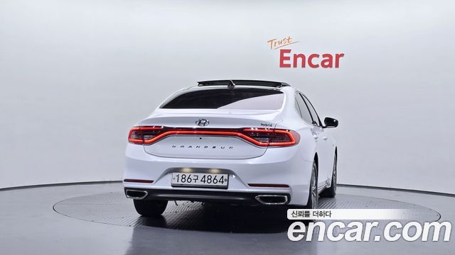 Hyundai Grandeur IG, гибрид Exclusive - фото 3