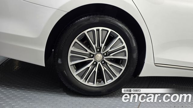 Hyundai Grandeur IG, гибрид Exclusive - фото 4
