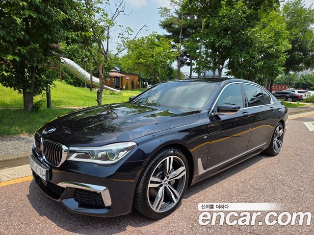 BMW 7-Series G11 740Li xDrive M Sport Package - фото 1