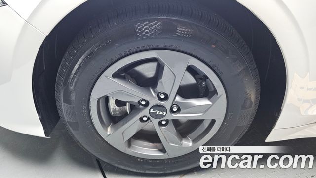 Kia K5 3-го поколения 2.0 LPI(Renter car) Strandard - фото 4