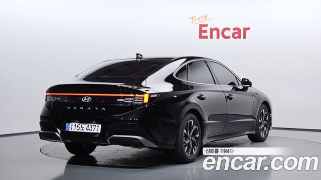 Hyundai Sonata DN8 2.0 Exclusive - фото 1