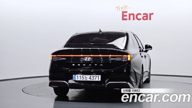 Hyundai Sonata DN8 2.0 Exclusive - фото 3