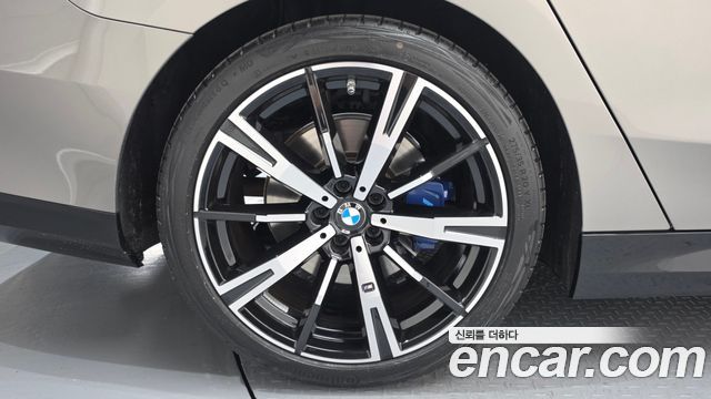 BMW 5-Series G60 530i xDrive M Sport - фото 4