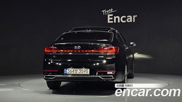Kia K7 Premier, гибрид Signature - фото 3