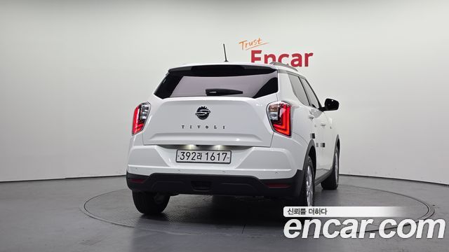 SsangYong Tivoli Gasoline 1.5 2WD V3 - фото 3