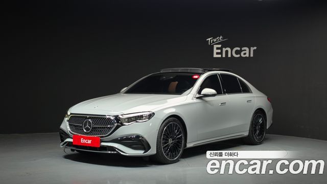 Mercedes-Benz E-Class W214 E300 4MATIC AMG Line Premiere Special - фото 0