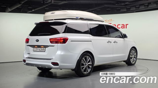 Kia Carnival Новый 9-Seater Prstige - фото 1