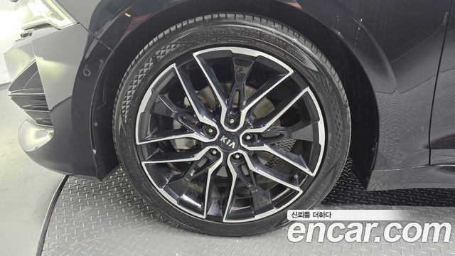 Kia K5 3-го поколения 1.6 Turbo Signature - фото 4