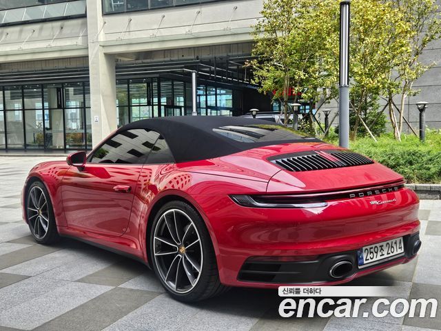 Porsche 911 Carrera 4 Cabriolet - фото 1