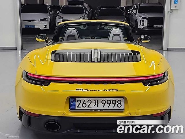 Porsche 911 Carrera 4 GTS Cabriolet - фото 2