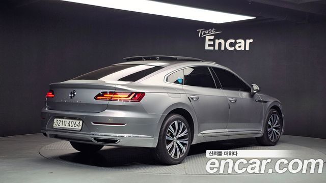 Volkswagen Arteon 2.0 TDI Premium - фото 1