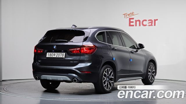 BMW X1 F48 xDrive 20i xLine - фото 1