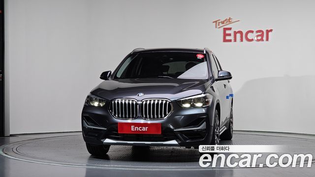BMW X1 F48 xDrive 20i xLine - фото 2