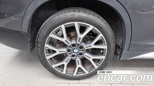 BMW X1 F48 xDrive 20i xLine - фото 4