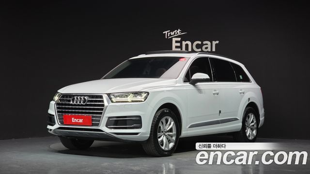 Audi Q7 45 TFSI Quattro - фото 0