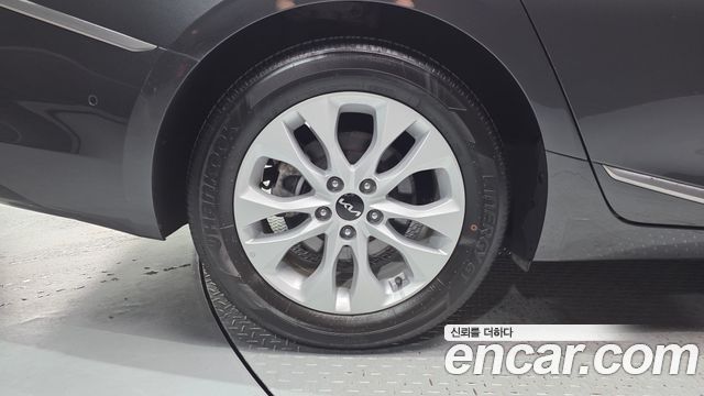 Kia K8 2.5 Gasoline 2WD Noblesse - фото 4