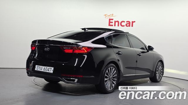 Kia K7 Совершенно новый 2.2 Diesel Prestige - фото 1