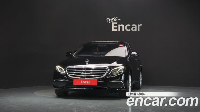 Mercedes-Benz E-Class W213 E300 4MATIC Exclusive - фото 2