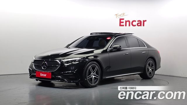 Mercedes-Benz E-Class W214 E300 4MATIC AMG Line - фото 0