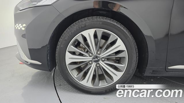 Kia K8 2.5 Gasoline 2WD Signature - фото 4