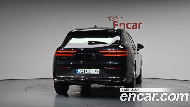 Genesis GV70 2.5T Gasoline 2WD - фото 2