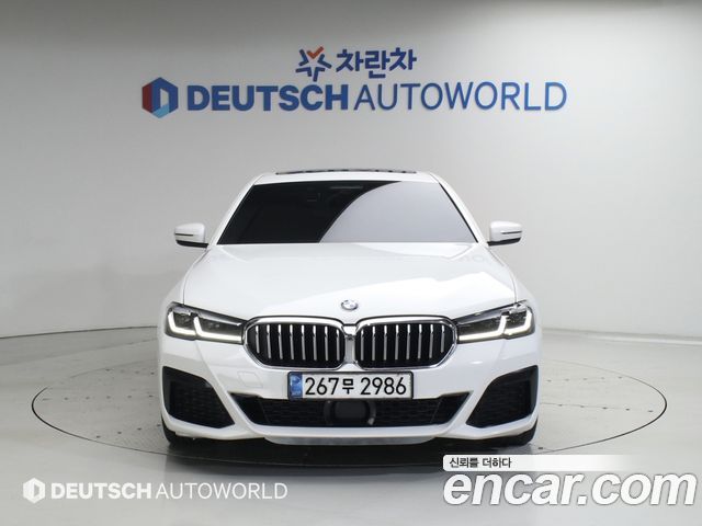 BMW 5-Series G30 530e M Sport - фото 2