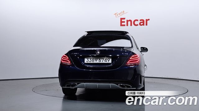 Mercedes-Benz C-Class W205 C43 AMG 4MATIC - фото 3