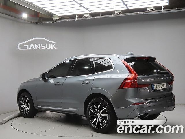 Volvo XC60 2-го поколения B5 Inscription - фото 1