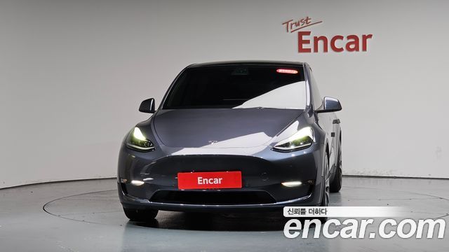 Tesla Model Y Performance AWD - фото 1