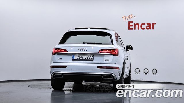 Audi Q5 FY 40 TDI Quattro Premium - фото 3