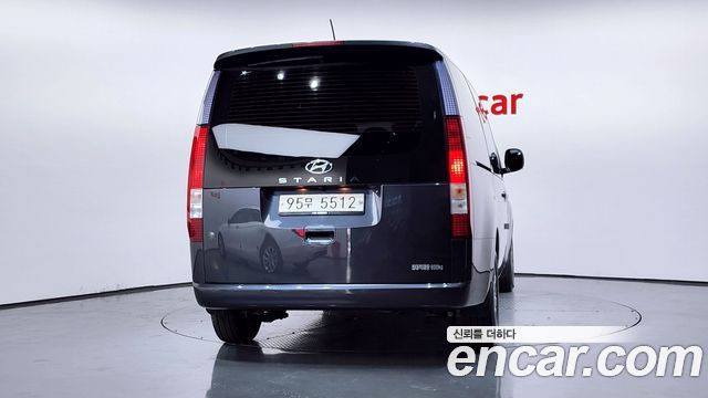 Hyundai Staria Cargo 5-Seater Modern - фото 3