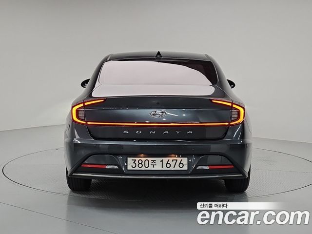 Hyundai Sonata DN8 2.0 Premium - фото 2