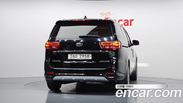 Kia Carnival Новый 7-Seater Limousine President - фото 3